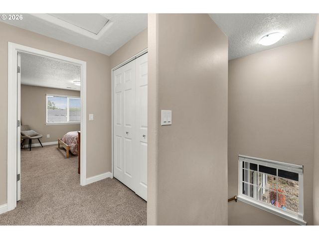 1813 Se 170TH Ave, Vancouver, WA 98683