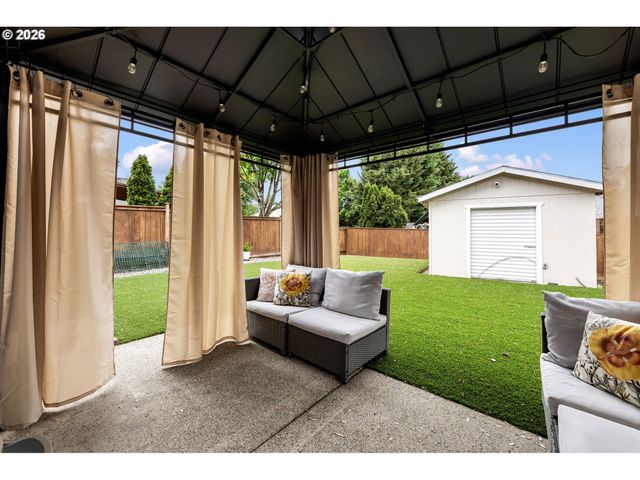 1813 Se 170TH Ave, Vancouver, WA 98683