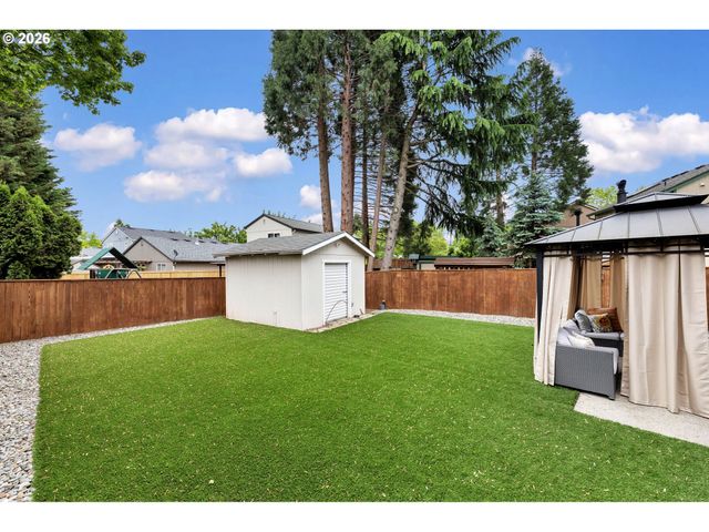 1813 Se 170TH Ave, Vancouver, WA 98683