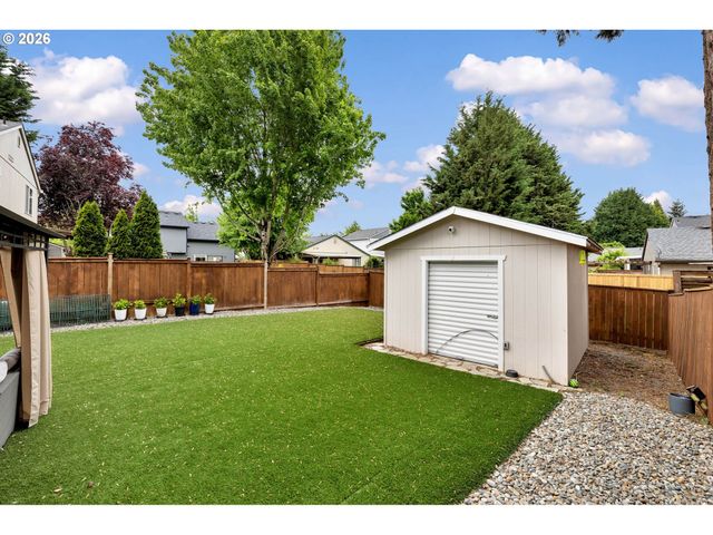 1813 Se 170TH Ave, Vancouver, WA 98683
