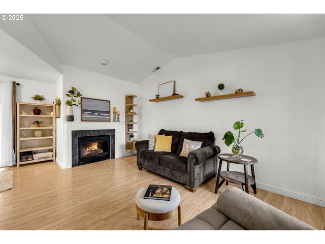 1813 Se 170TH Ave, Vancouver, WA 98683