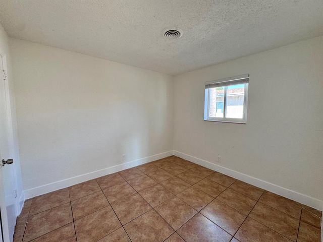 3101 NE 7th Avenue B, Pompano Beach, FL 33064