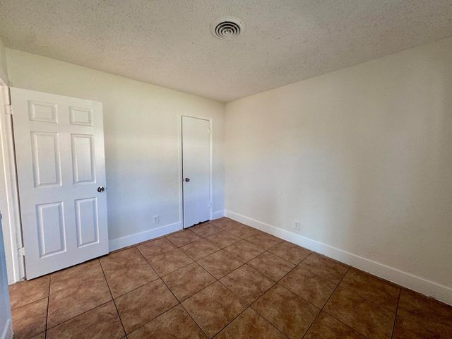 3101 NE 7th Avenue B, Pompano Beach, FL 33064