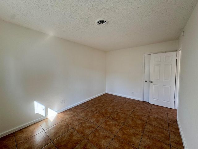 3101 NE 7th Avenue B, Pompano Beach, FL 33064