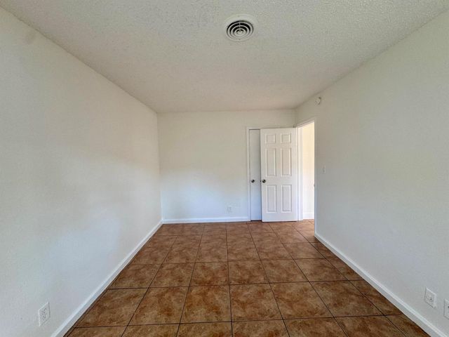 3101 NE 7th Avenue B, Pompano Beach, FL 33064
