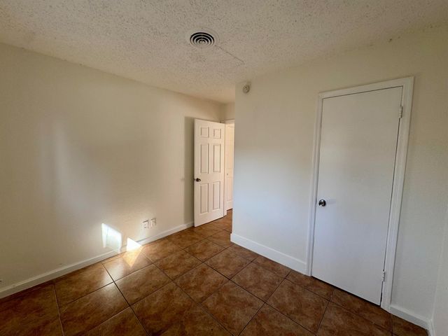 3101 NE 7th Avenue B, Pompano Beach, FL 33064