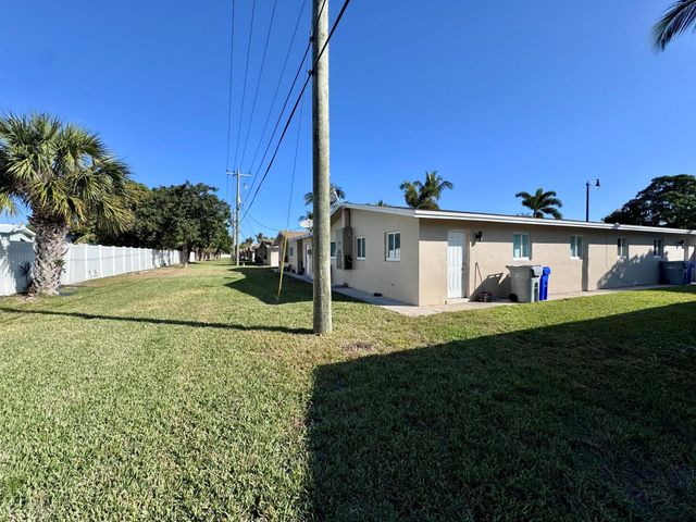 3101 NE 7th Avenue B, Pompano Beach, FL 33064
