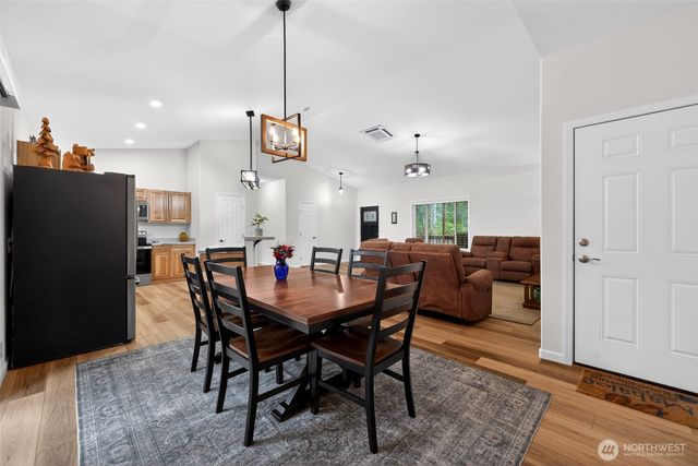 148 E Fox Run Lane, Grapeview, WA 98546