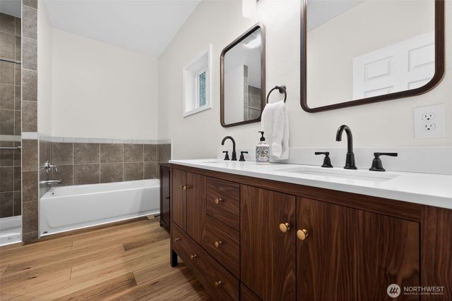 148 E Fox Run Lane, Grapeview, WA 98546