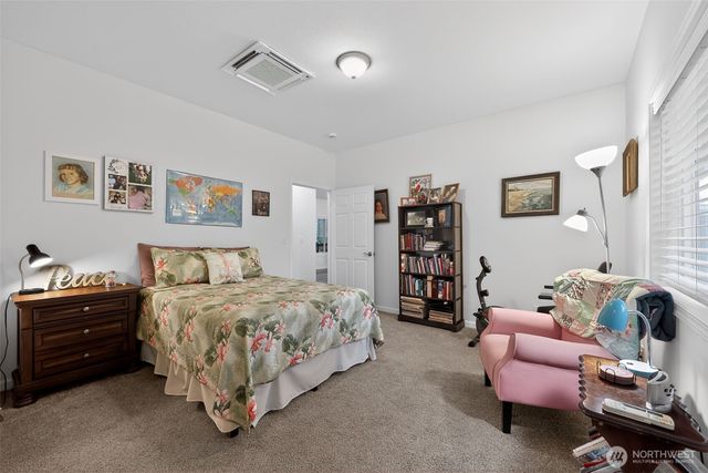 148 E Fox Run Lane, Grapeview, WA 98546