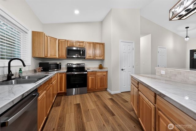 148 E Fox Run Lane, Grapeview, WA 98546