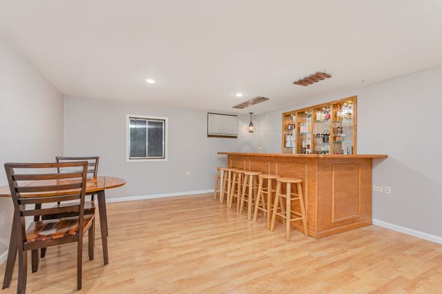 1106 Langley Circle, Naperville, IL 60563