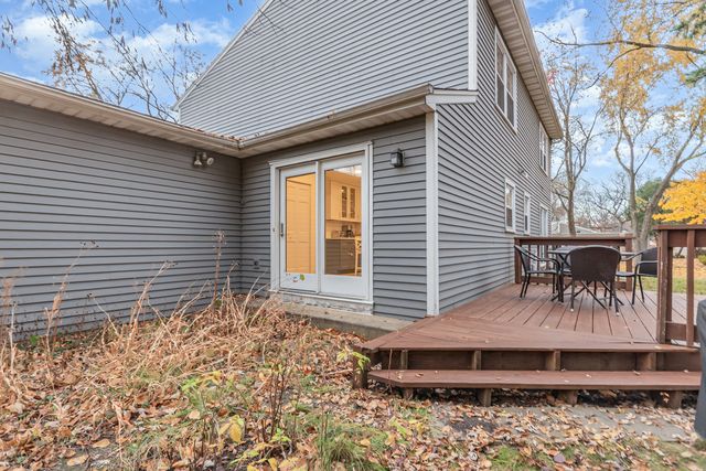 1106 Langley Circle, Naperville, IL 60563