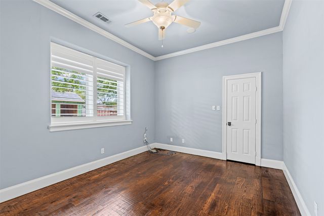 6207 Walnut Hill Lane, Dallas, TX 75230