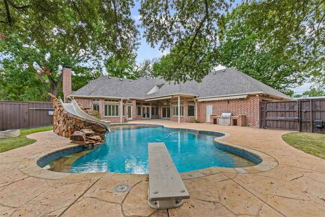 6207 Walnut Hill Lane, Dallas, TX 75230