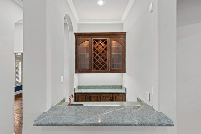 6207 Walnut Hill Lane, Dallas, TX 75230