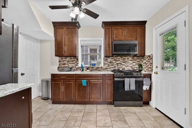 616 W 4Th St, Plainfield City, NJ 07060