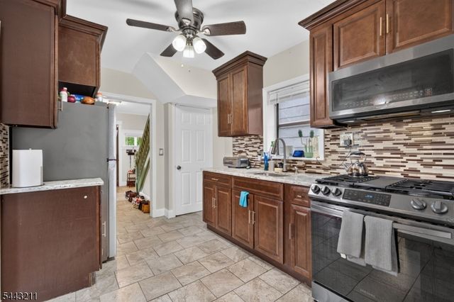 616 W 4Th St, Plainfield City, NJ 07060
