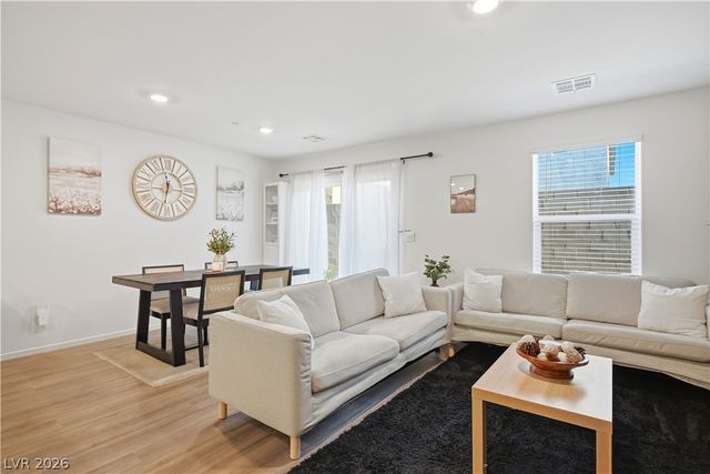 4597 Honey Hills Avenue, Las Vegas, NV 89141