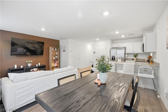 4597 Honey Hills Avenue, Las Vegas, NV 89141