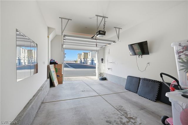 4597 Honey Hills Avenue, Las Vegas, NV 89141