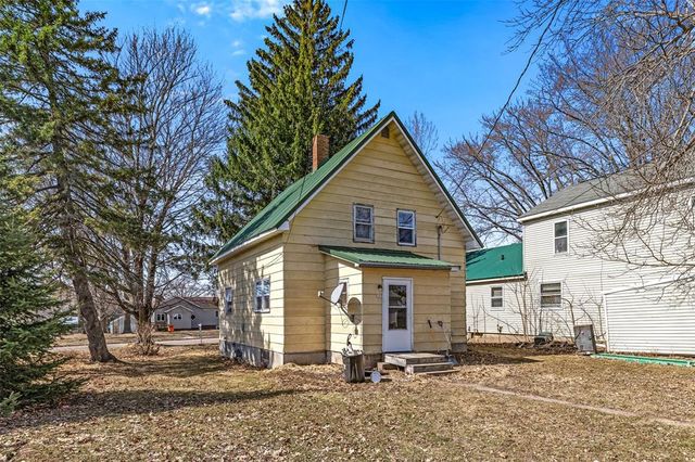 205 S 5th Street, Cornell, WI 54732