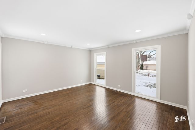 1005 Cooper Court, Buffalo Grove, IL 60089