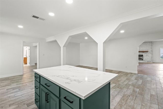 5425 Jeffrey Street, Dickinson, TX 77539