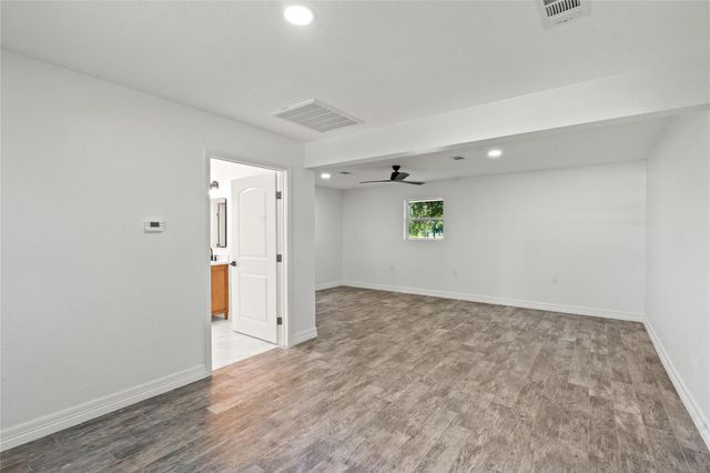 5425 Jeffrey Street, Dickinson, TX 77539