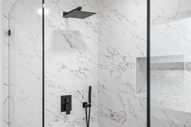 5425 Jeffrey Street, Dickinson, TX 77539