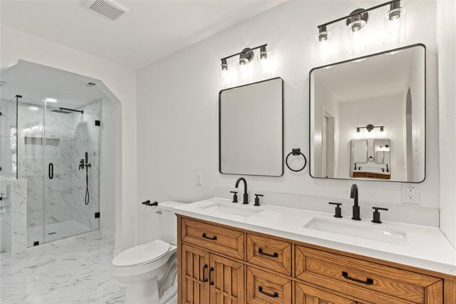 5425 Jeffrey Street, Dickinson, TX 77539