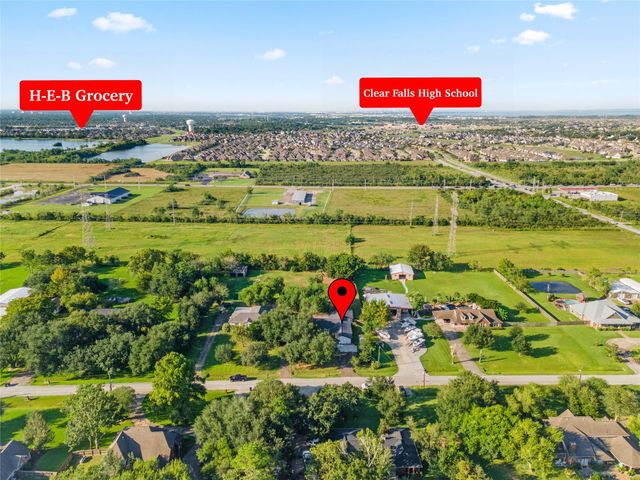 5425 Jeffrey Street, Dickinson, TX 77539