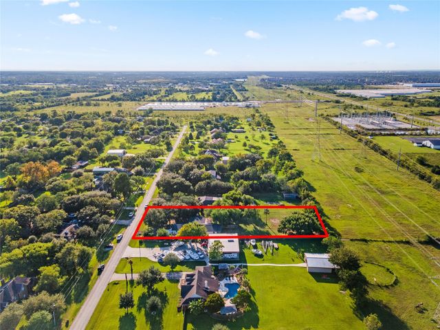 5425 Jeffrey Street, Dickinson, TX 77539