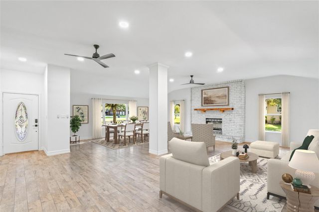 5425 Jeffrey Street, Dickinson, TX 77539