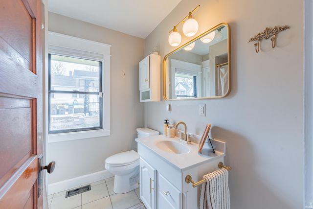 1204 S Grant Street, Bloomington, IN 47401