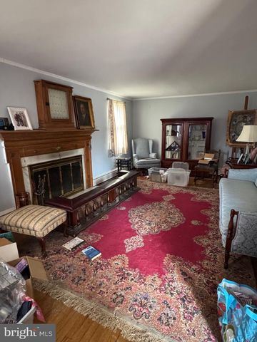 7029 BRENTWOOD RD, Philadelphia, PA 19151