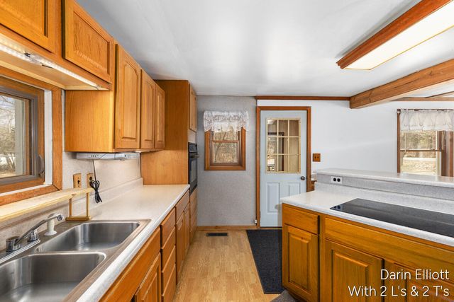 3721 E Stage Road, Ionia Twp, MI 48846