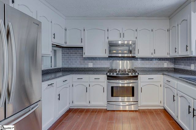 422 Rangeview Circle, Greenville, SC 29617