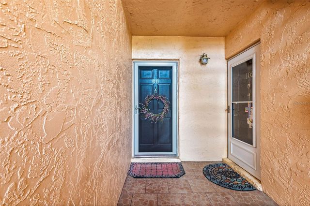 101 DOGWOOD CIRCLE, Seminole, FL 33777