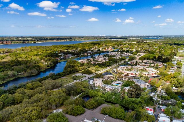 101 DOGWOOD CIRCLE, Seminole, FL 33777