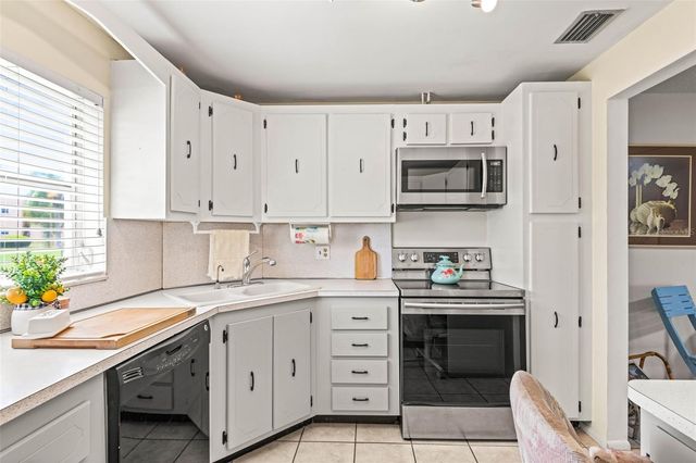 101 DOGWOOD CIRCLE, Seminole, FL 33777