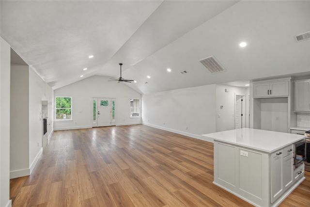 3 Lockhart Place, Bella Vista, AR 72715