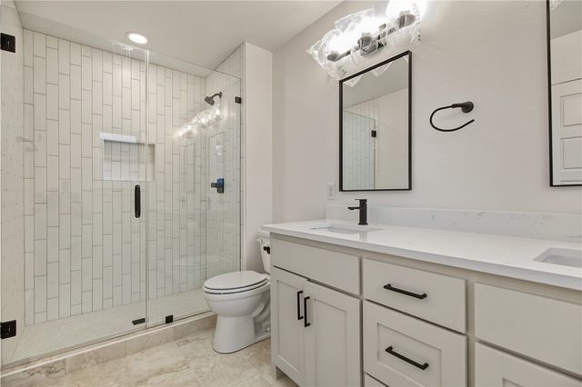 3 Lockhart Place, Bella Vista, AR 72715