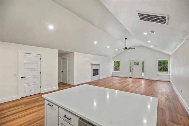 3 Lockhart Place, Bella Vista, AR 72715