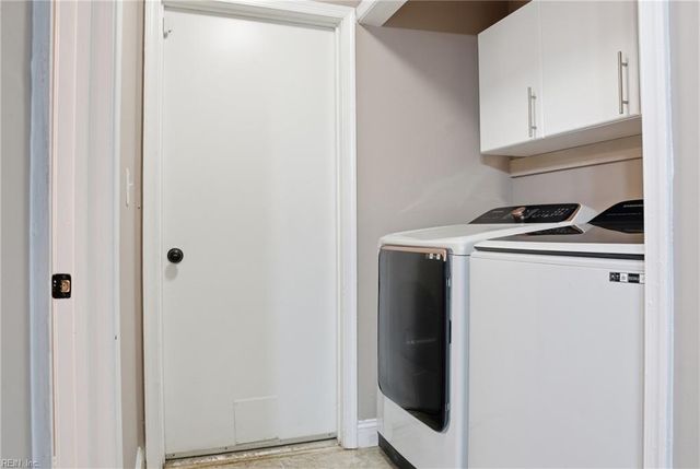 12 Romsey CIR, Chesapeake, VA 23320