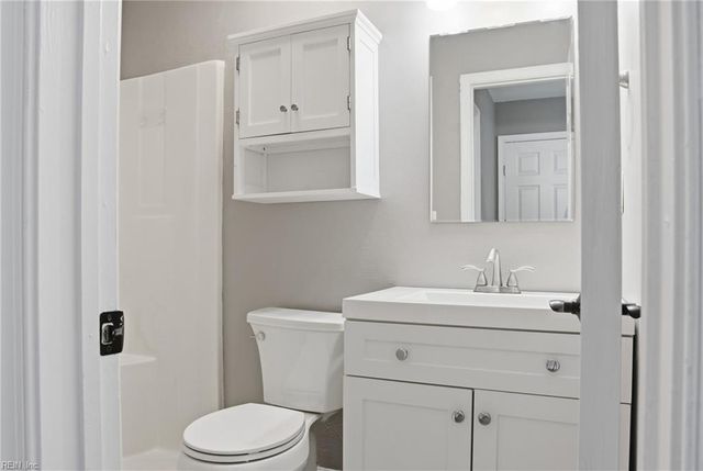 12 Romsey CIR, Chesapeake, VA 23320