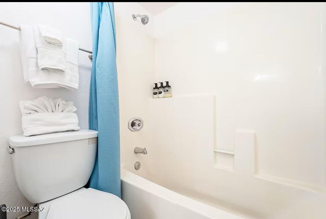 1745 E Glenn St Apt 114, Tucson, AZ 85719