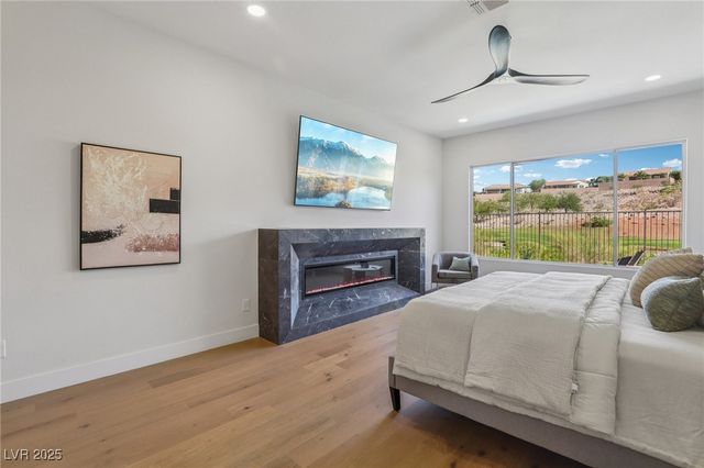 2386 Hardin Ridge Drive, Henderson, NV 89052