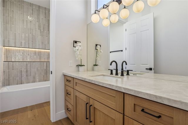 2386 Hardin Ridge Drive, Henderson, NV 89052