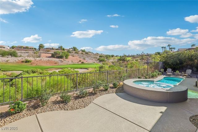 2386 Hardin Ridge Drive, Henderson, NV 89052